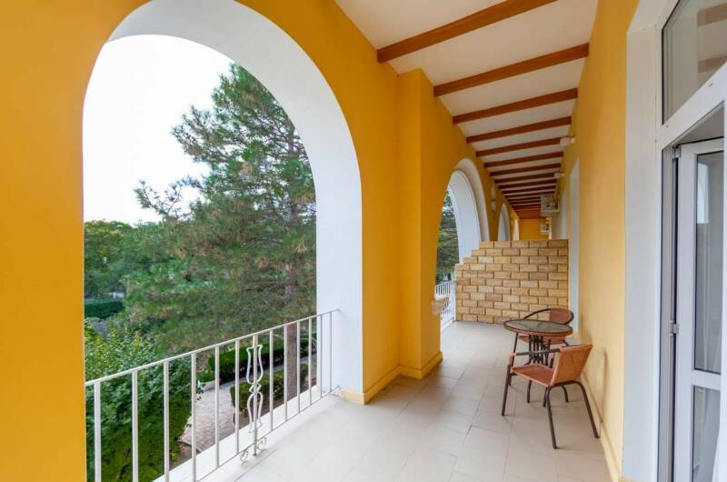 «Полулюкс»