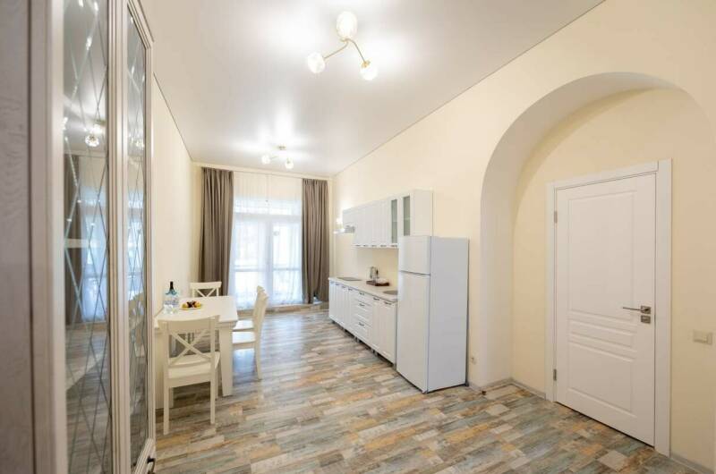 Апартаменты «Романова»