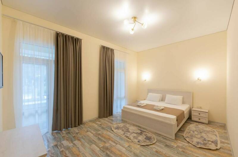 Апартаменты «Романова»