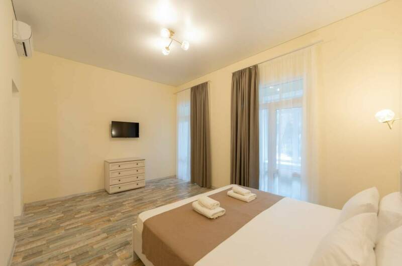 Апартаменты «Романова»