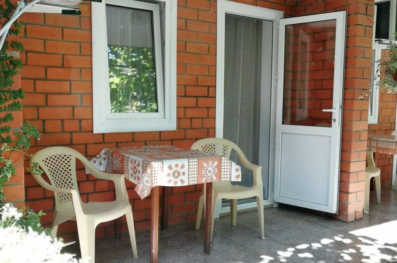 Трехместная комната «Эконом» 1 этаж