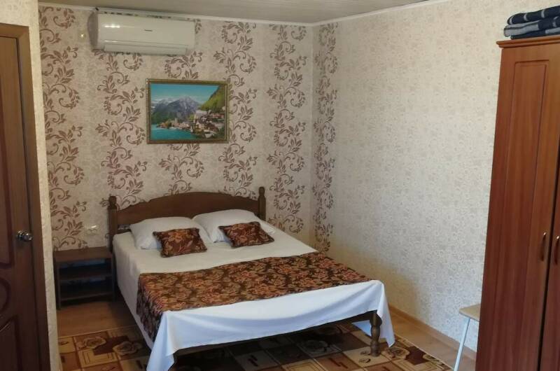 Трехместная комната «Стандарт» *