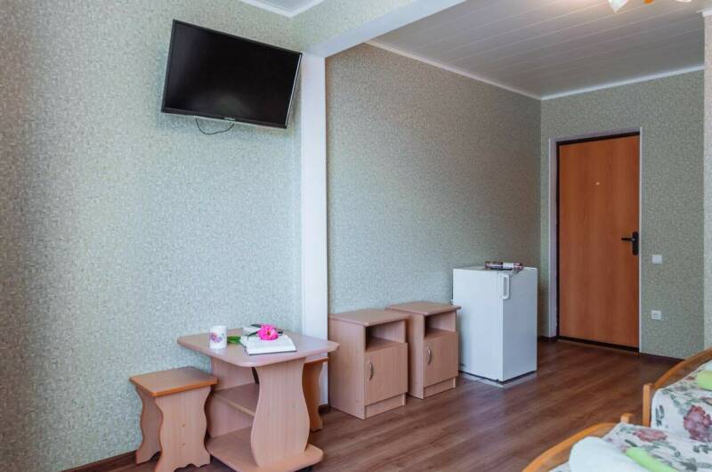 5-ти местная комната