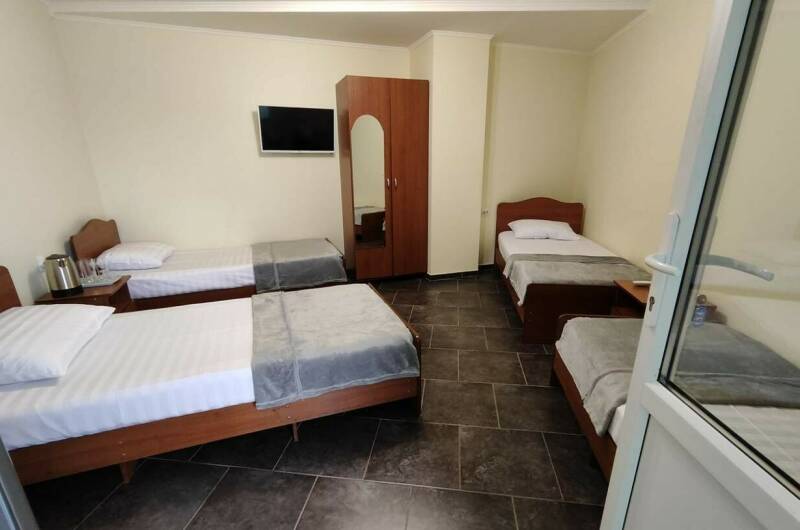 Четырёхместный номер «Эконом»