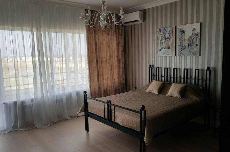 Коттедж на 1 бер. линии, ул. Центральная, д. 44