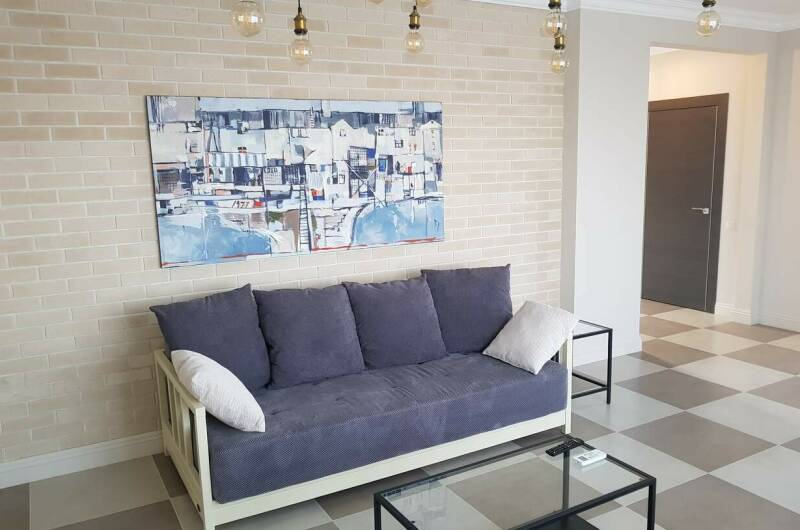 Коттедж на 1 бер. линии, ул. Центральная, д. 44