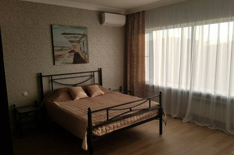 Коттедж на 5 бер. линии, ул. Центральная, д. 37