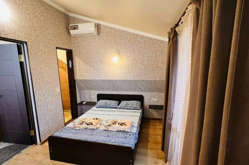 Четырех местный с балконом