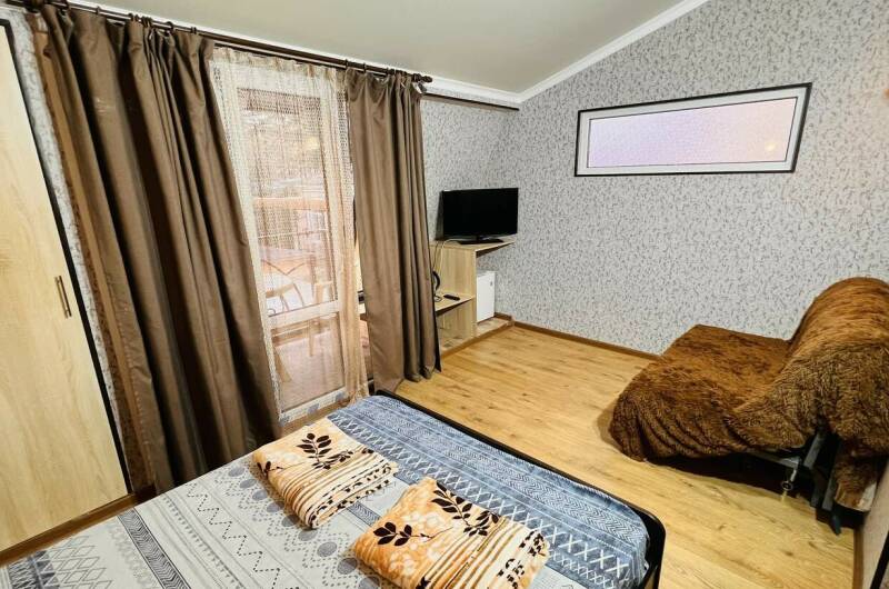 Четырех местный с балконом