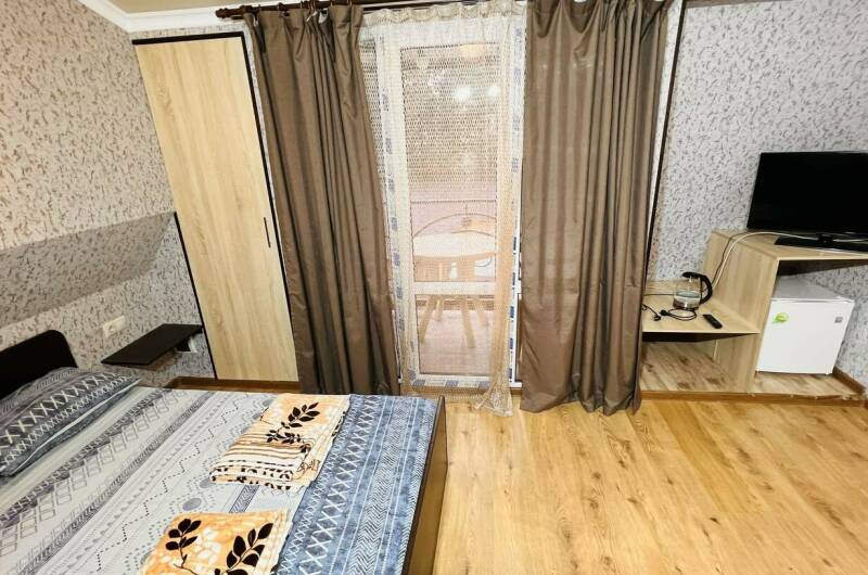 Четырех местный с балконом