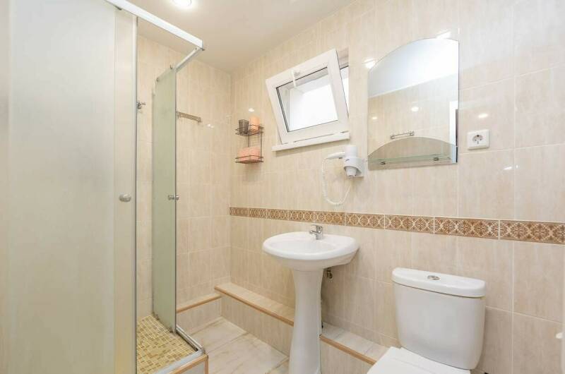 Семейный 2-комнатный 4-местный (с балконом)