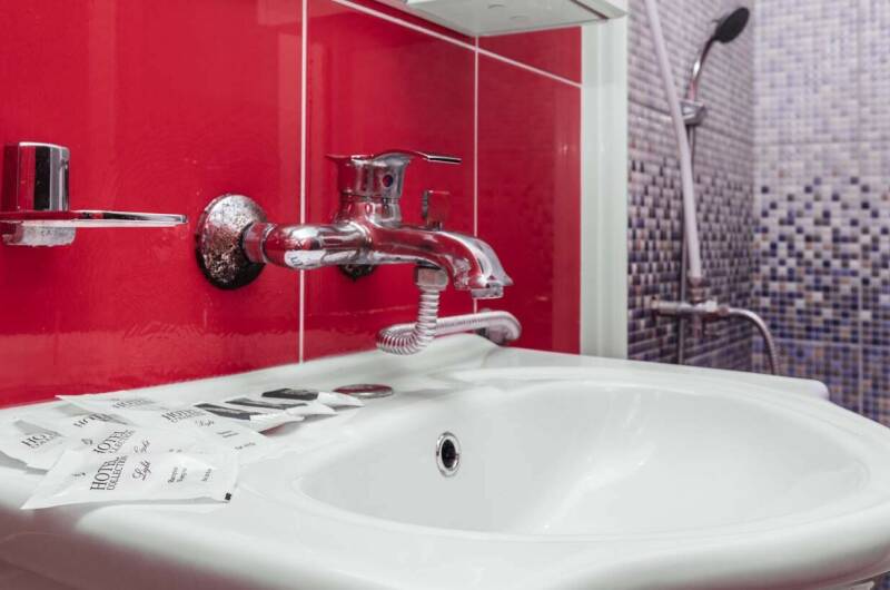 «Стандарт» 2-местный (без вида и балкона)