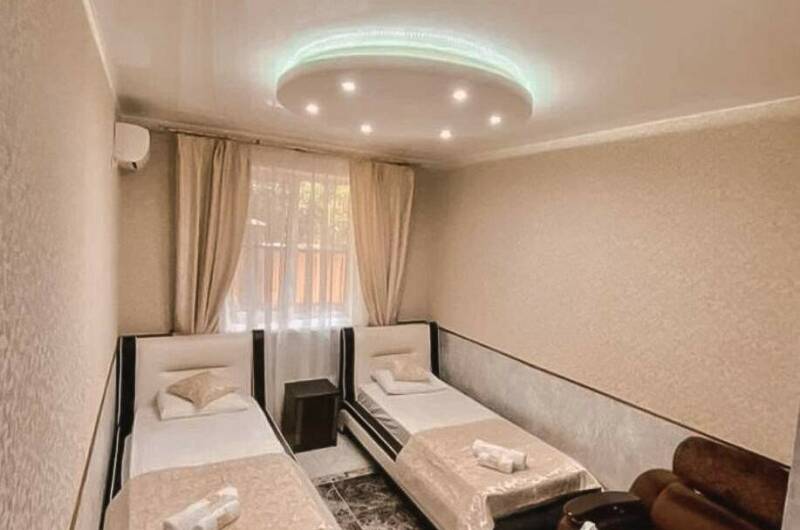 «Люкс» с раздельными кроватями