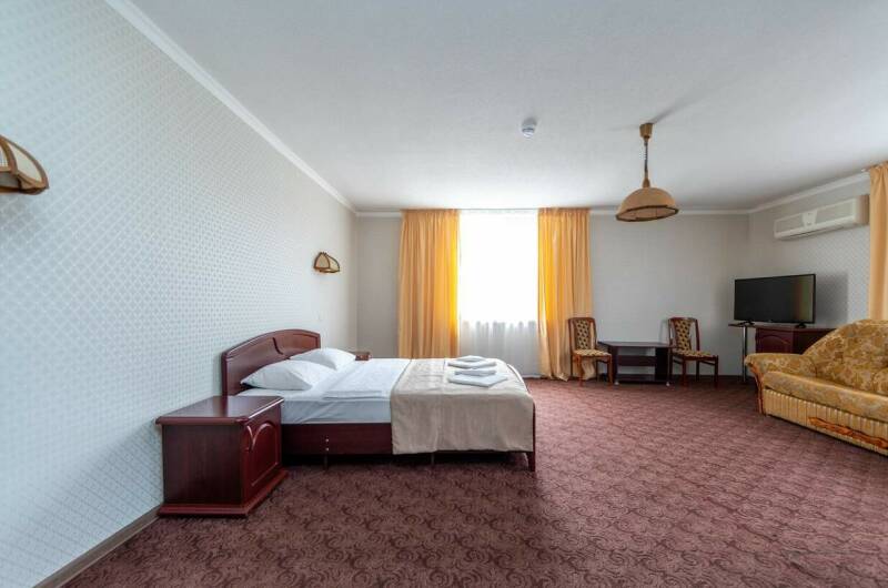 «Студия» без балкона, пакет услуг «Полный пансион»