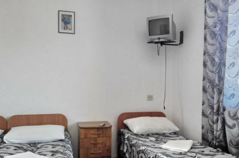 4-местный стандарт с собственным санузлом на этаже