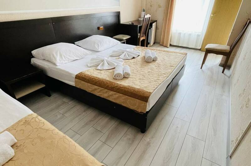 3-х местный с балконом