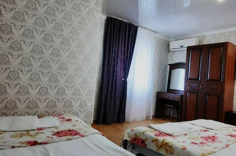 Трехместный «Люкс с балконом»