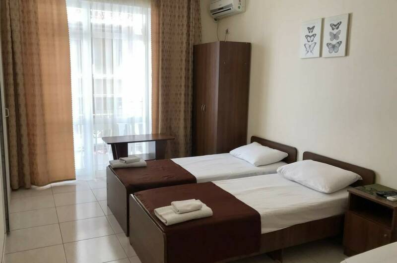 «Стандарт» 2-х местный (две раздельные кровати)