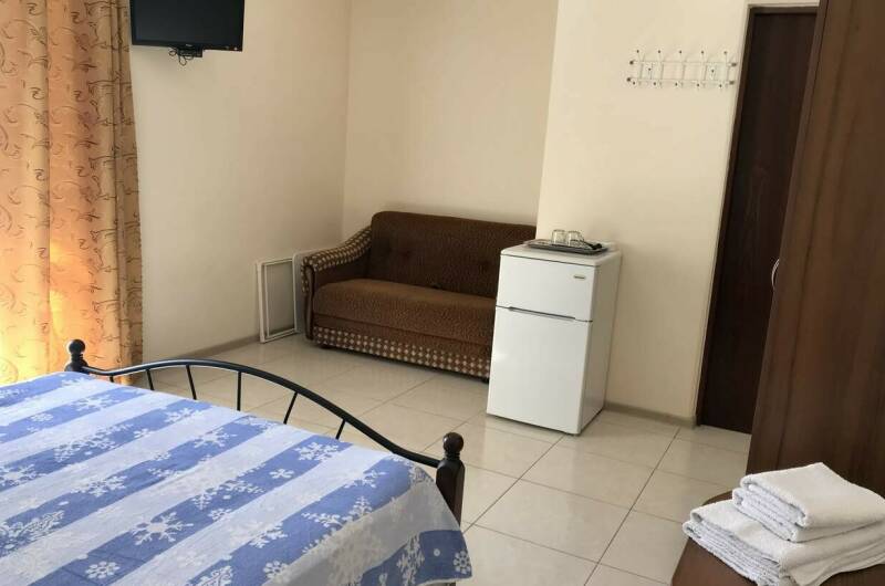 «Стандарт» 2-х местный с двуспальной кроватью