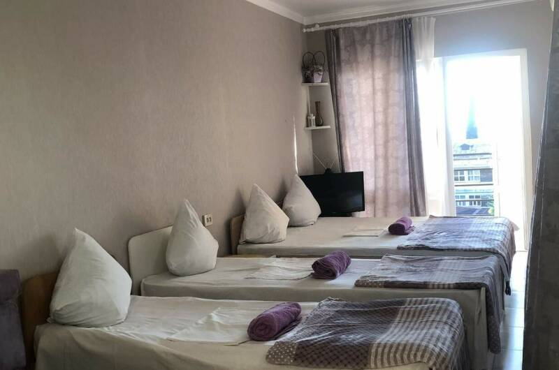 Комната-студия до 4 человек