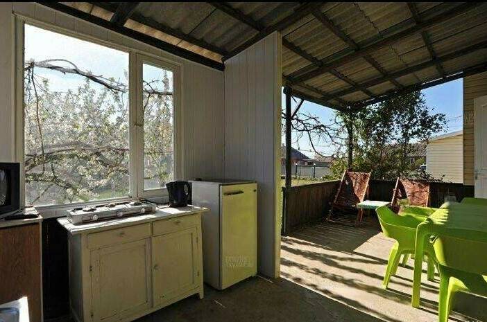 Отдельный двухкомнатный домик