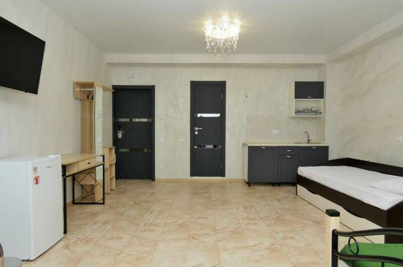 Студия с кухней