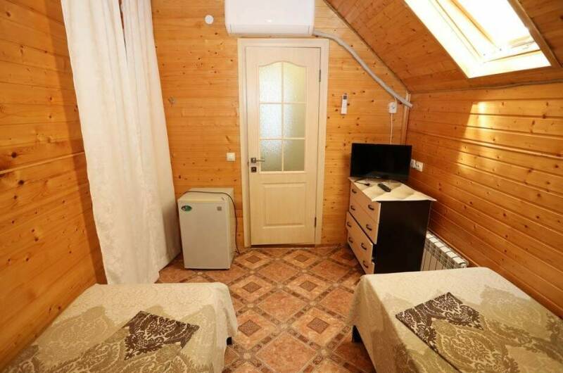 Двухместный «Стандарт» (4-й этаж, № 403 и № 402)