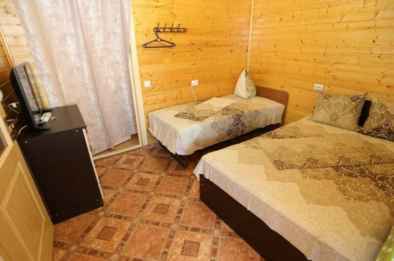 Трехместный «Стандарт» (4-й этаж, № 401 и № 404)