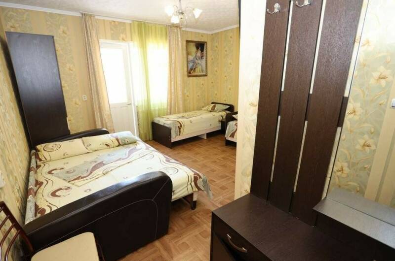 Четырехместный «Стандарт» (3-й этаж, № 305)