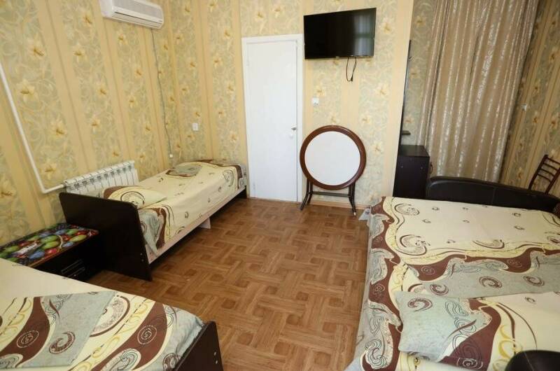 Четырехместный «Стандарт» (3-й этаж, № 305)