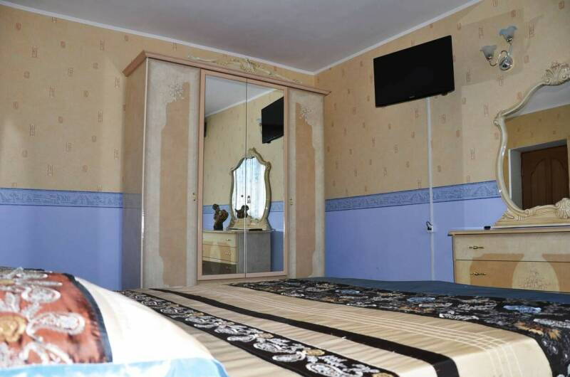 Трехкомнатный «Люкс» с балконом, 2 этаж