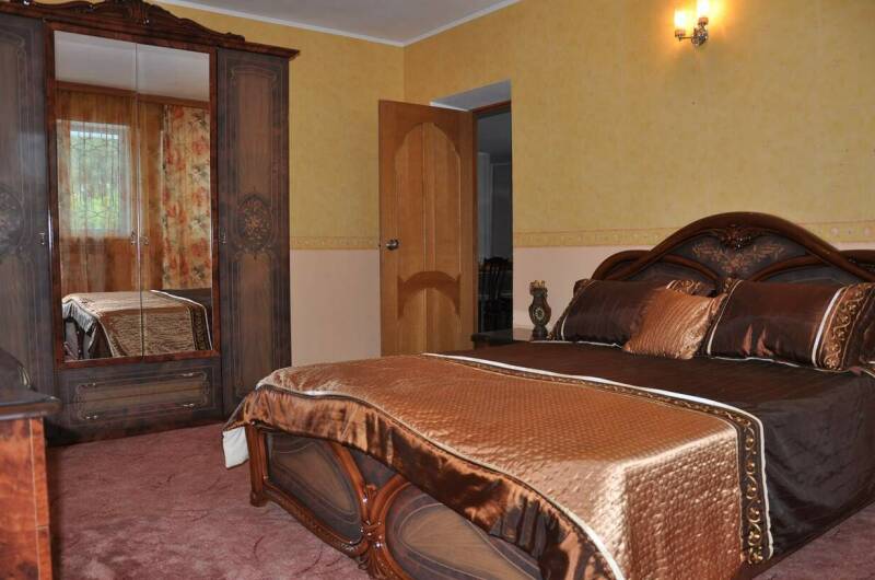 Трехкомнатный «Люкс» с балконом, 2 этаж