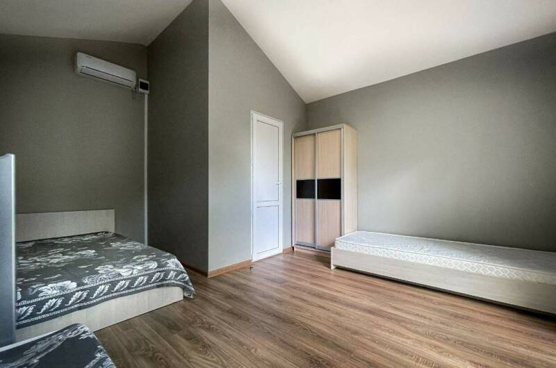 4-х местный «Семейный Люкс» (2 этаж)