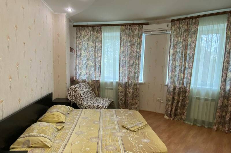 Трехместный номер эконом класса