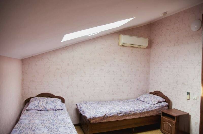 «Стандарт» 2-мест. с раздел. кроватями на мансарде