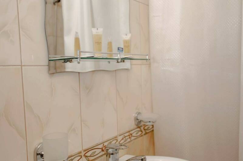 «Стандарт» 2-мест. с 2-спальн. кроватью на 1 этаже