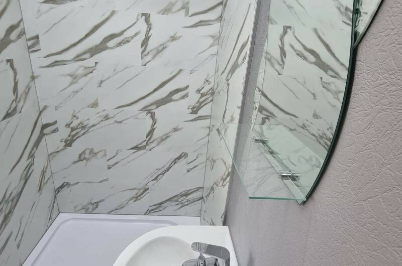 Трехместный стандартный номер с балконом