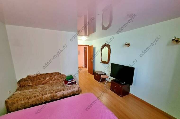 Двухэтажный номер с балконом и видом на море