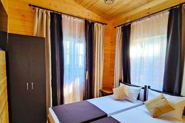 Дом с кухней