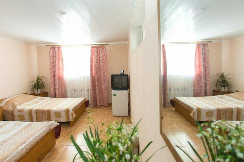 Четырехместный номер -эконом, удобства на этаже