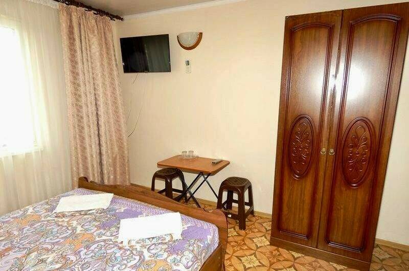 Номер «Эконом 2+2»