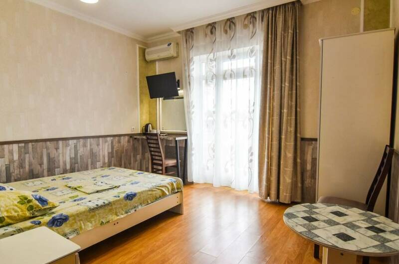 № 23 Трехместный с балконом