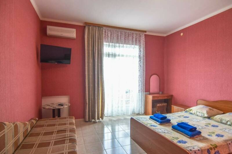 № 34 Трехместный с балконом