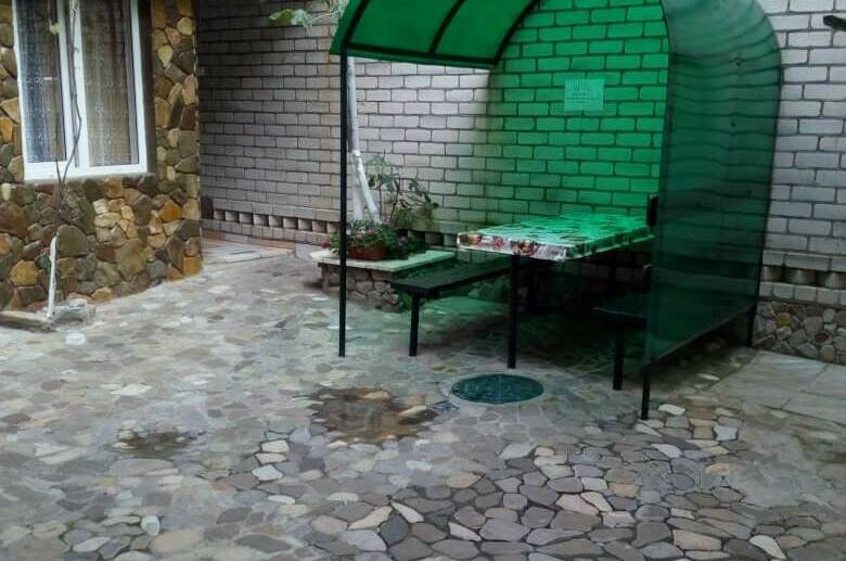 Эконом 1-но местный во дворе