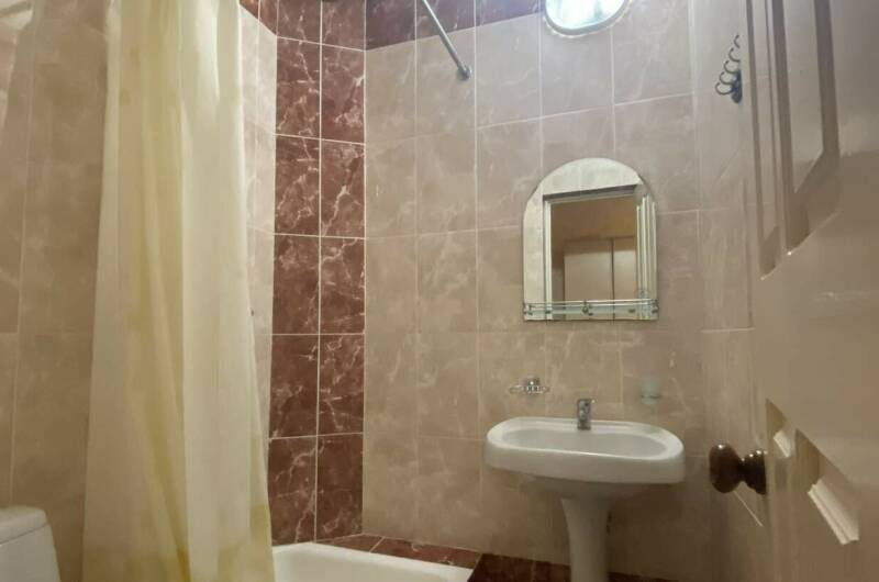 «Полулюкс» 1-комнатный 1 этаж с кухней