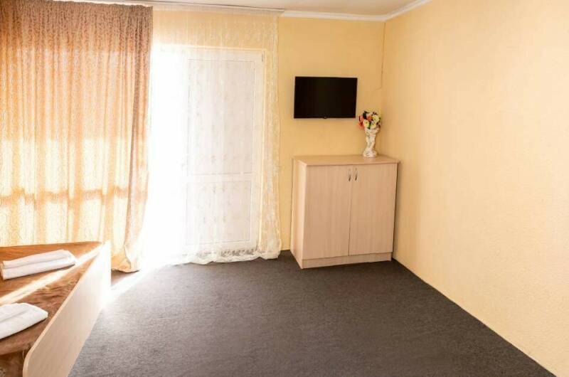 Четырёхместный номер с балконом