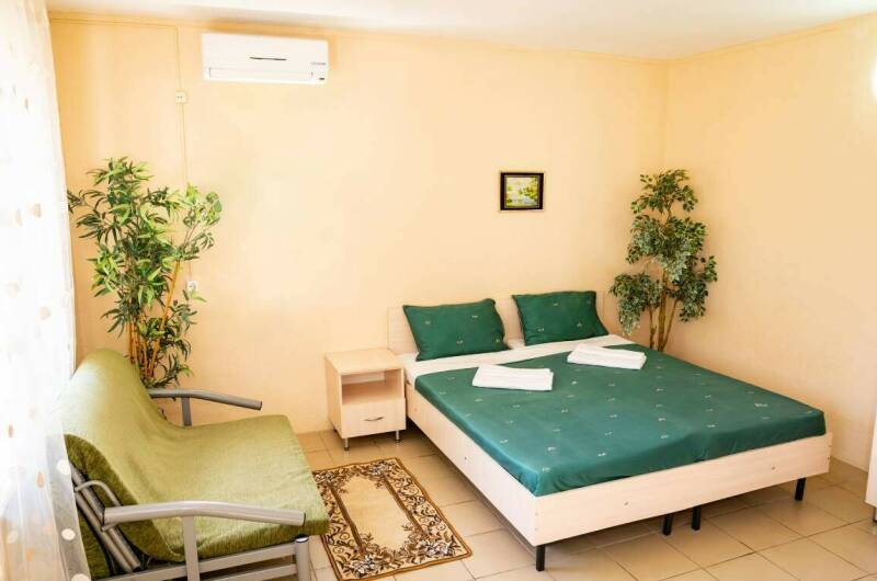 Пятиместный номер с балконом