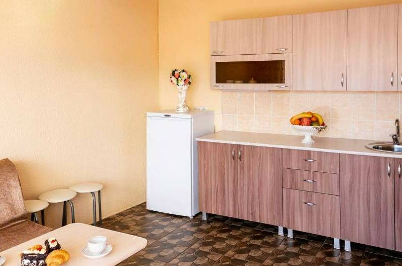 Двухкомнатный номер с кухней и балконом