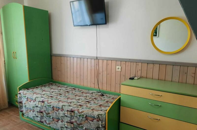 Двухэтажный номер «Эконом» с балконом