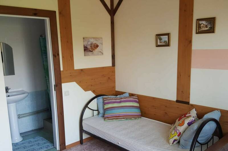 Трёхместный номер «Стандарт», 2 этаж